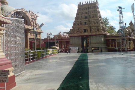 Kudroli Gokarnanatha Temple - Mangalore Tempo Traveller